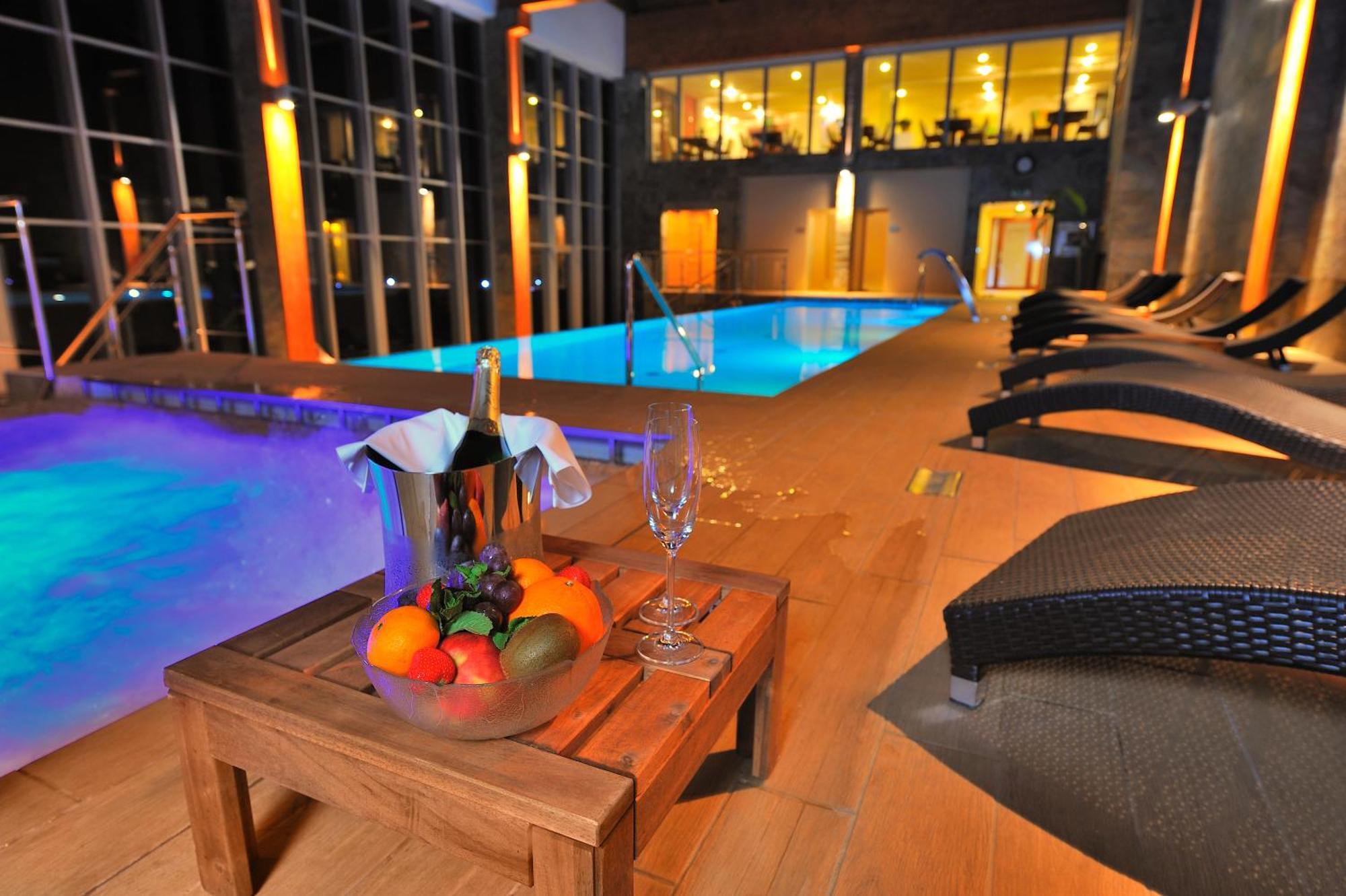 Hotel Zochova Chata - Adult Friendly Modra Bagian luar foto
