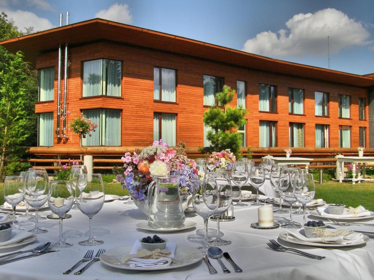 Hotel Zochova Chata - Adult Friendly Modra Bagian luar foto